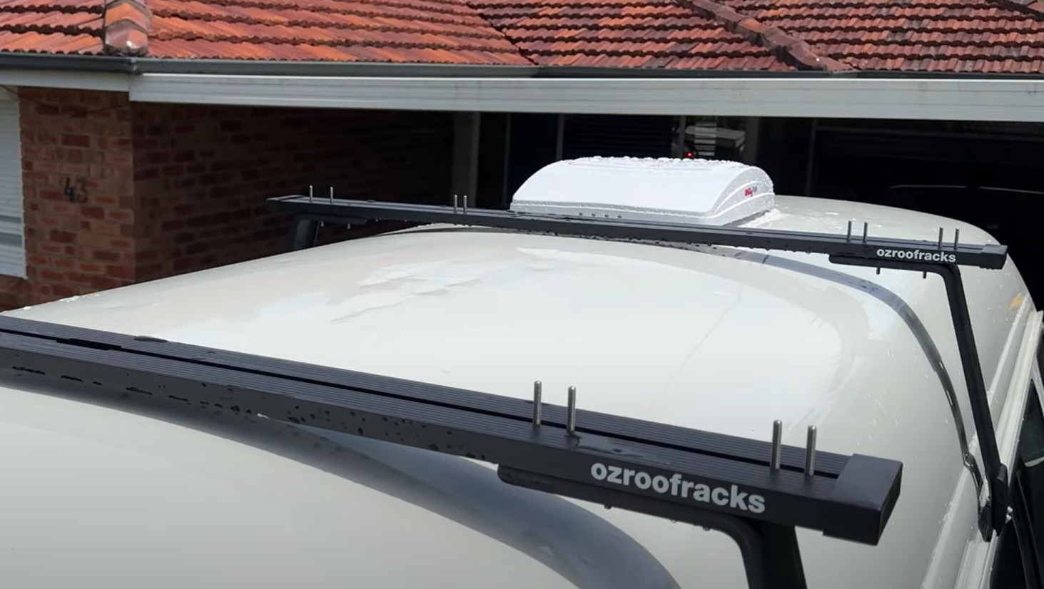 4x OZ145 Roof Cross Bar 1450mm
