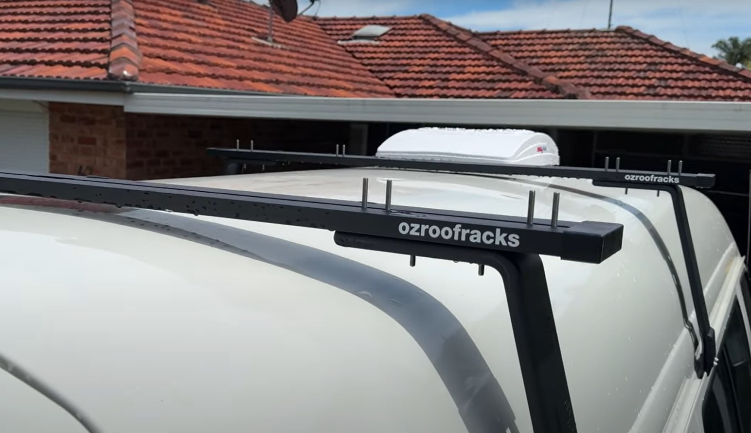 4x OZ145 Roof Cross Bar 1450mm