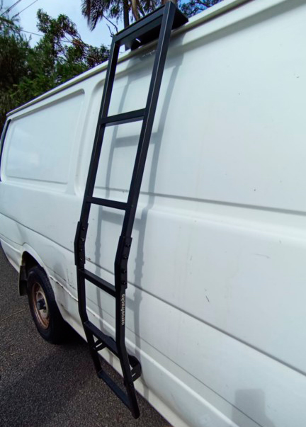 12x OZ147 Stainless Steel Gutter Ladder 147CM