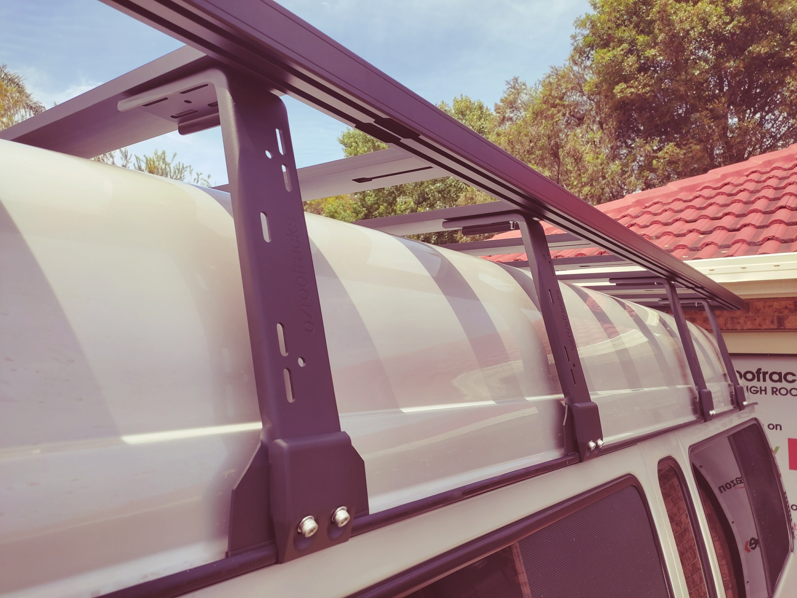 1x OZ310 Tradesman Roof Platform 1330x3100MM for Hiace 100 and Hiace 200 Series