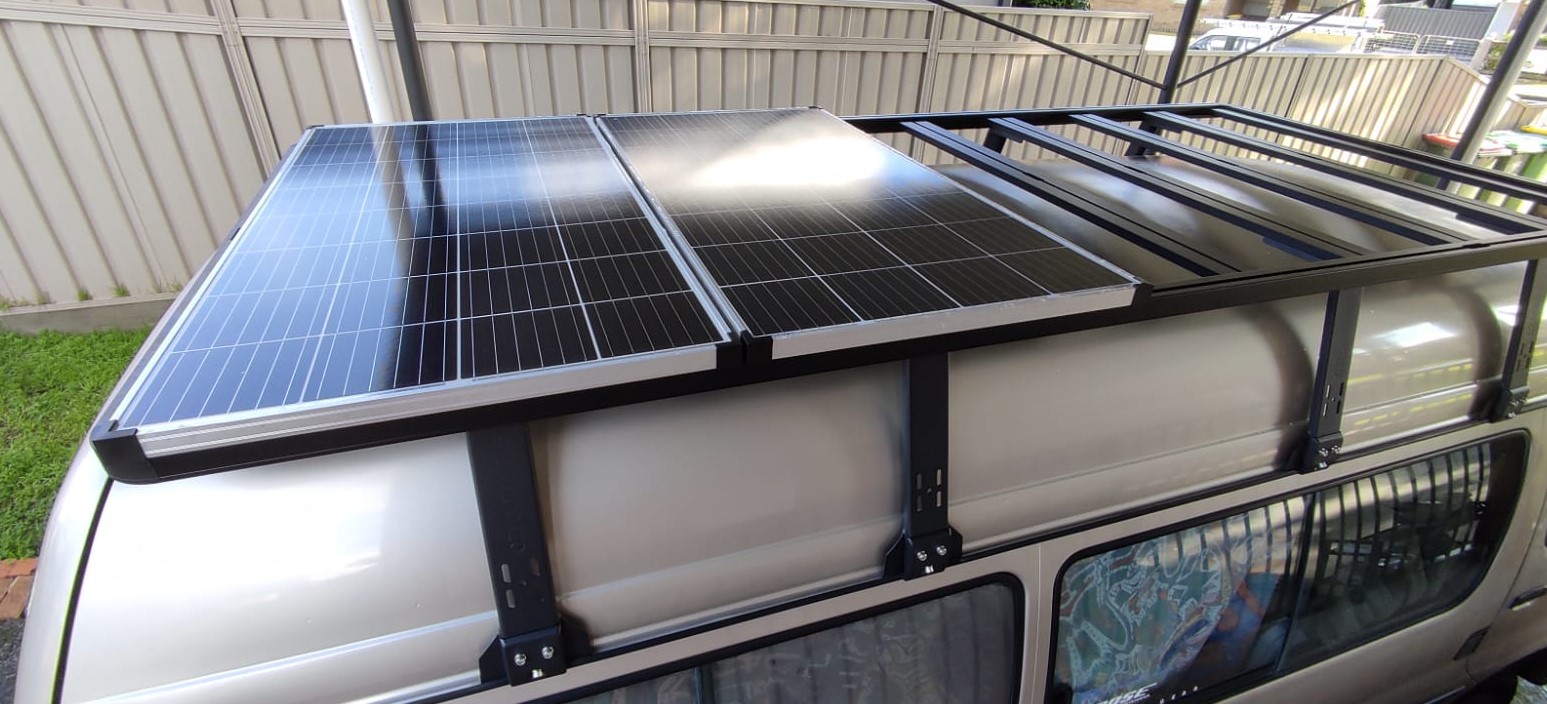 1x OZ310 Tradesman Roof Platform 1330x3100MM for Hiace 100 and Hiace 200 Series