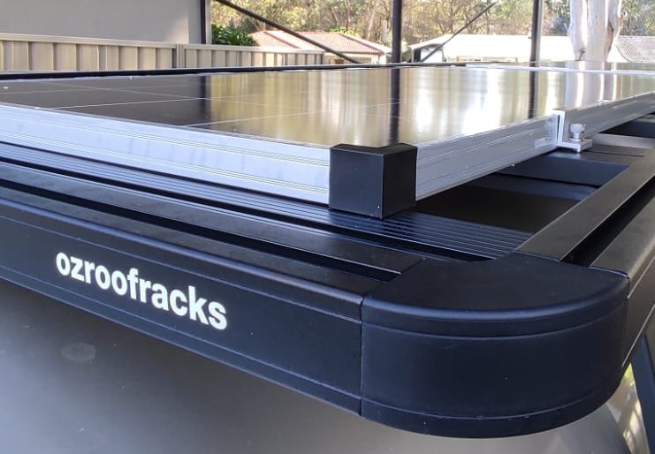 1x OZ310 Tradesman Roof Platform 1330x3100MM for Hiace 100 and Hiace 200 Series