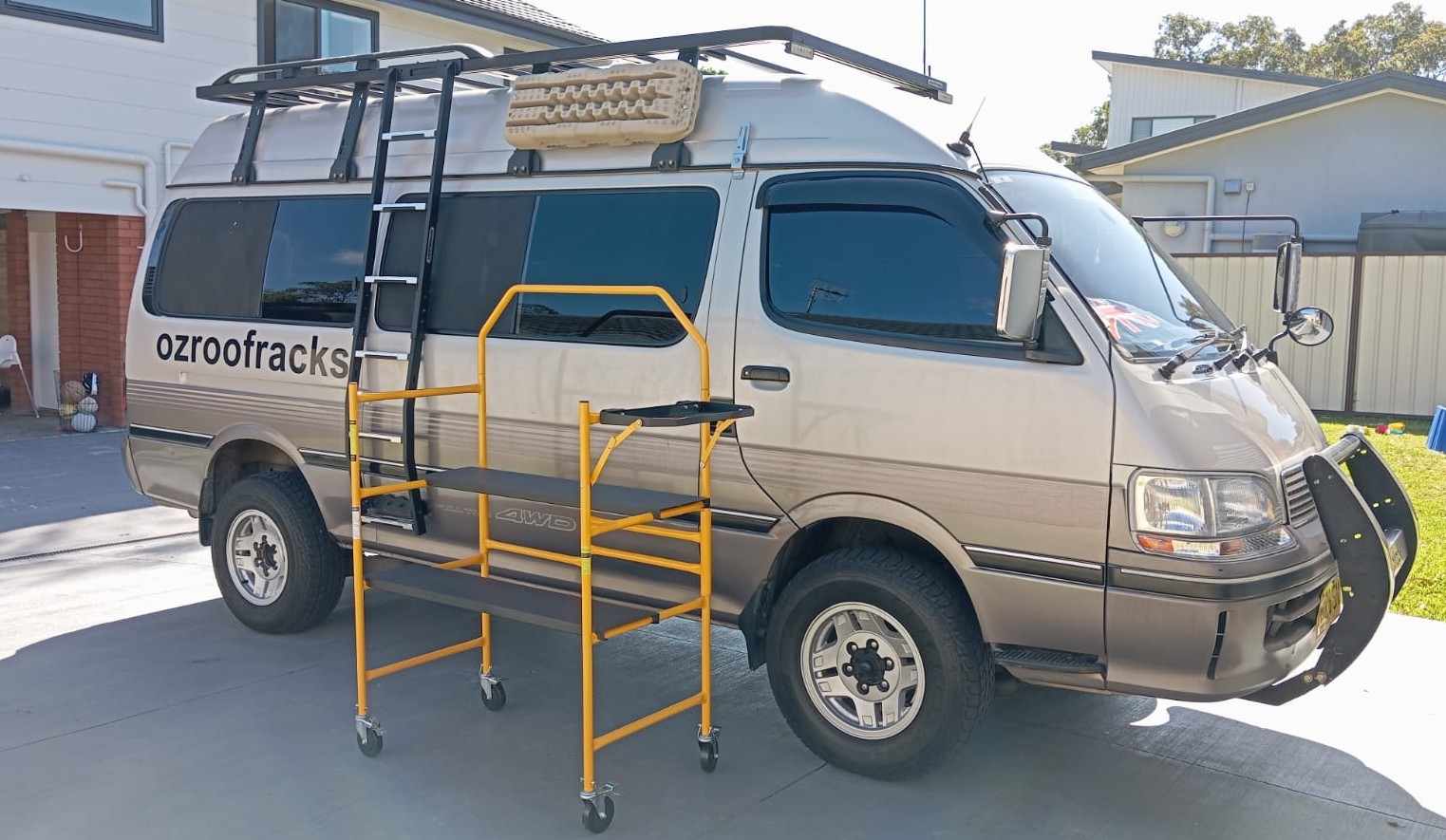 Ozroofracks | Mitsubishi Rosa Roof Racks